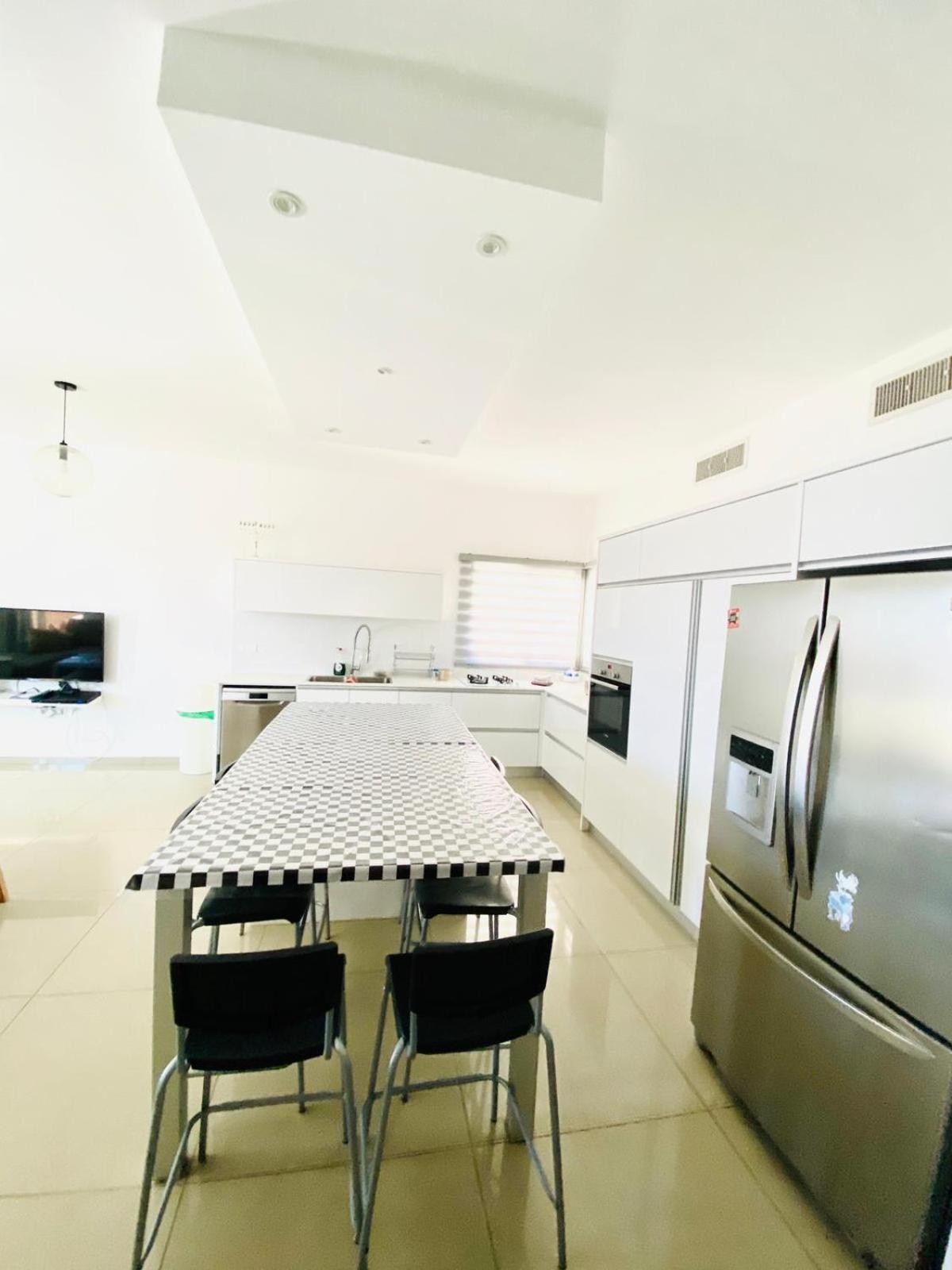 Апартаменты Stunning Penthouse With Sea Views And Private Heated Pool Эйлат Экстерьер фото