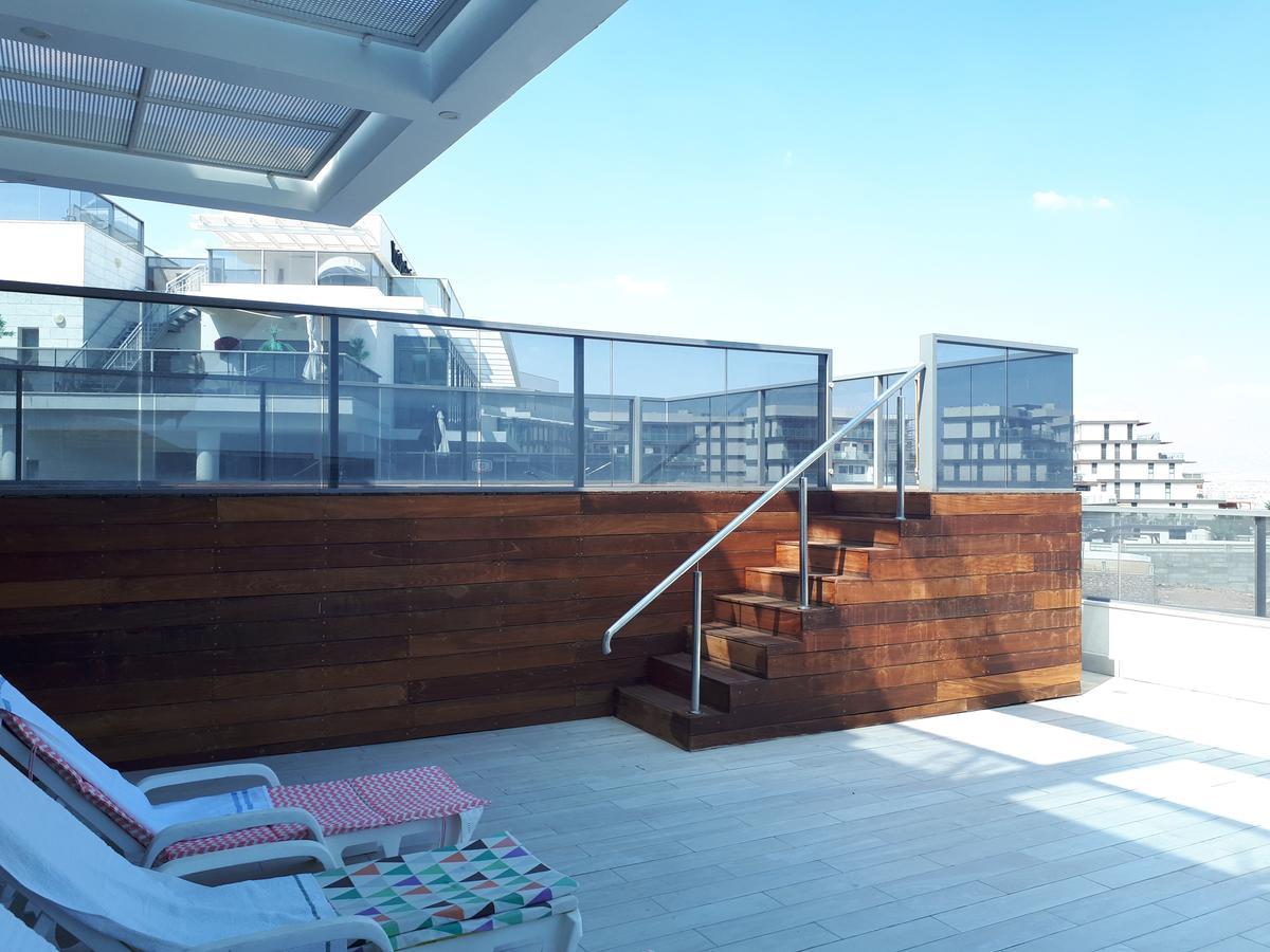 Апартаменты Stunning Penthouse With Sea Views And Private Heated Pool Эйлат Экстерьер фото
