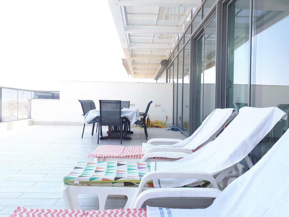 Апартаменты Stunning Penthouse With Sea Views And Private Heated Pool Эйлат Экстерьер фото